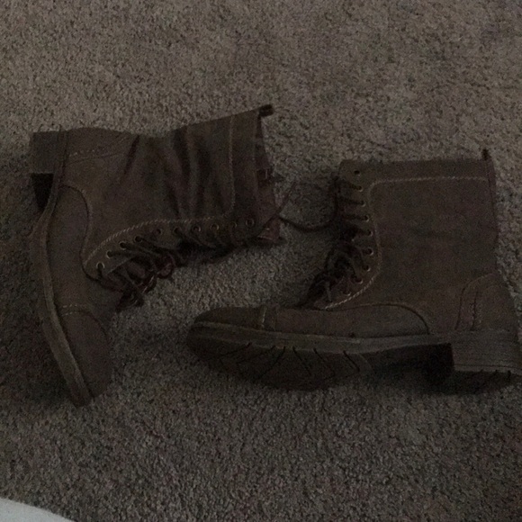 Brown combat boots - Picture 1 of 4